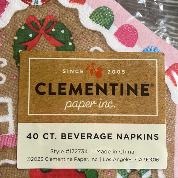 Pink Gingerbread House Napkins - Picture 2 of 4